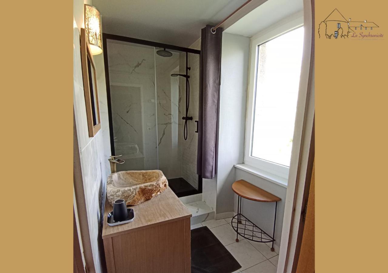 La Synchronicite - Chambres D'Hotes Saint-Sauveur-Villages Bagian luar foto